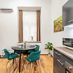 Cozy Nest For Couples Lejlighed Budapest