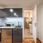 Апартаменты Cozy Nest For Couples